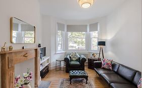 The Oval Abode